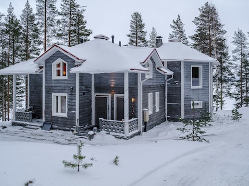 Huvila lomaonni by Interhome