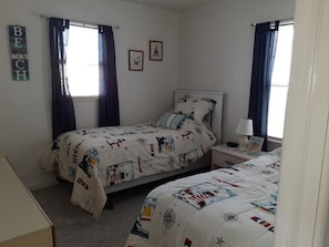 2 bedrooms, WiFi, bed sheets