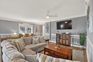 Fernseher, DVD-Player