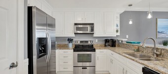 Perfectly Located Tybee Condo with Private Balcony