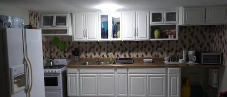 Kaffetrakter/tekoker og kjøkkenutstyr