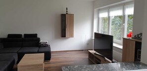 Smart TV, DVD player