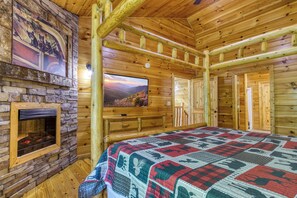 5 bedrooms, iron/ironing board, free WiFi, bed sheets