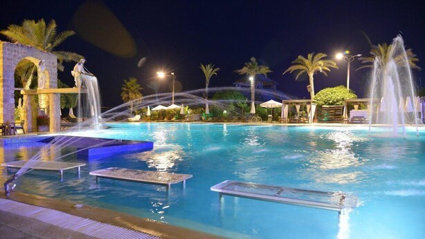 Unclassified image, 1 of 1, button - Utopia Beach Resort (Damour)