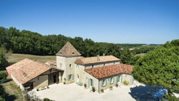 Exterior - All ensuite property, secluded area with private heated pool up to 15 guests (Fonroque)