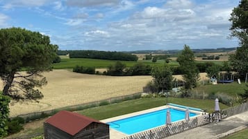 Piscine extérieure, piscine chauffée