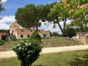 Property grounds - All ensuite property, secluded area with private heated pool up to 15 guests (Fonroque)