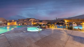 Stadtwohnung, 3Â Schlafzimmer | Pool