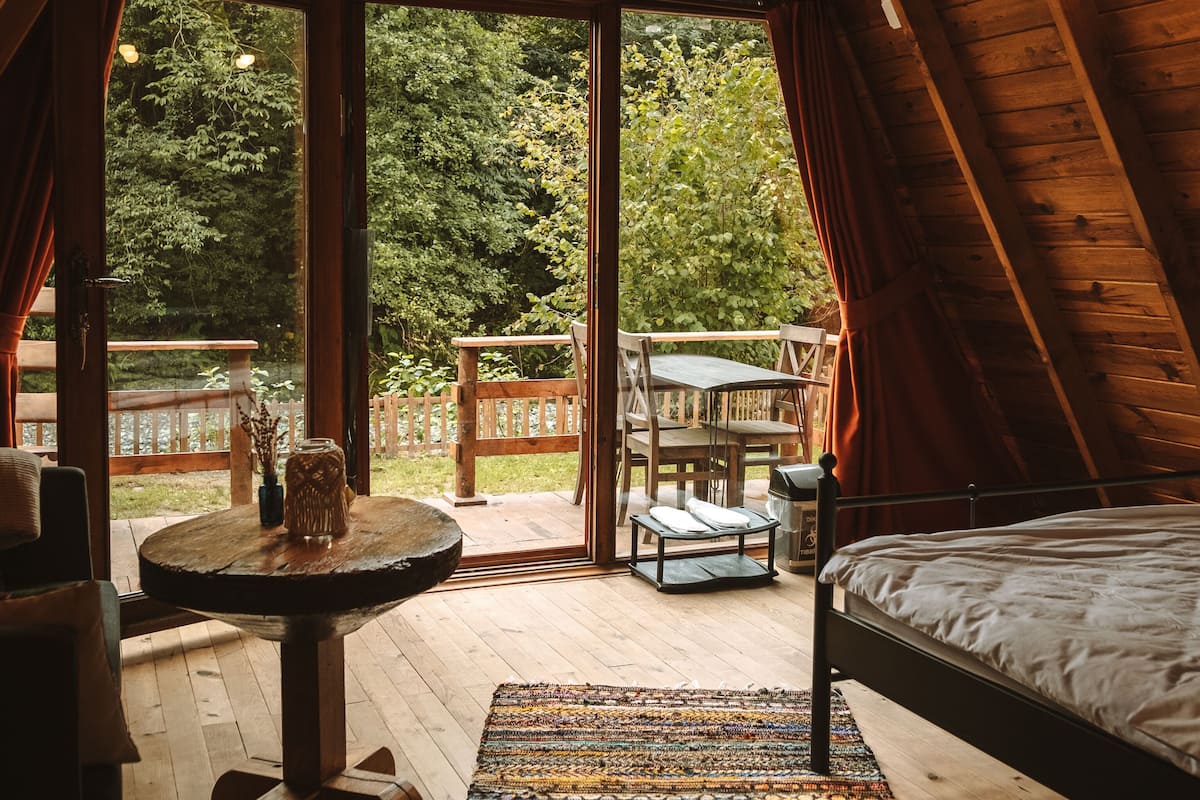 bungalow, lake view | minibar, free wifi, bed sheets