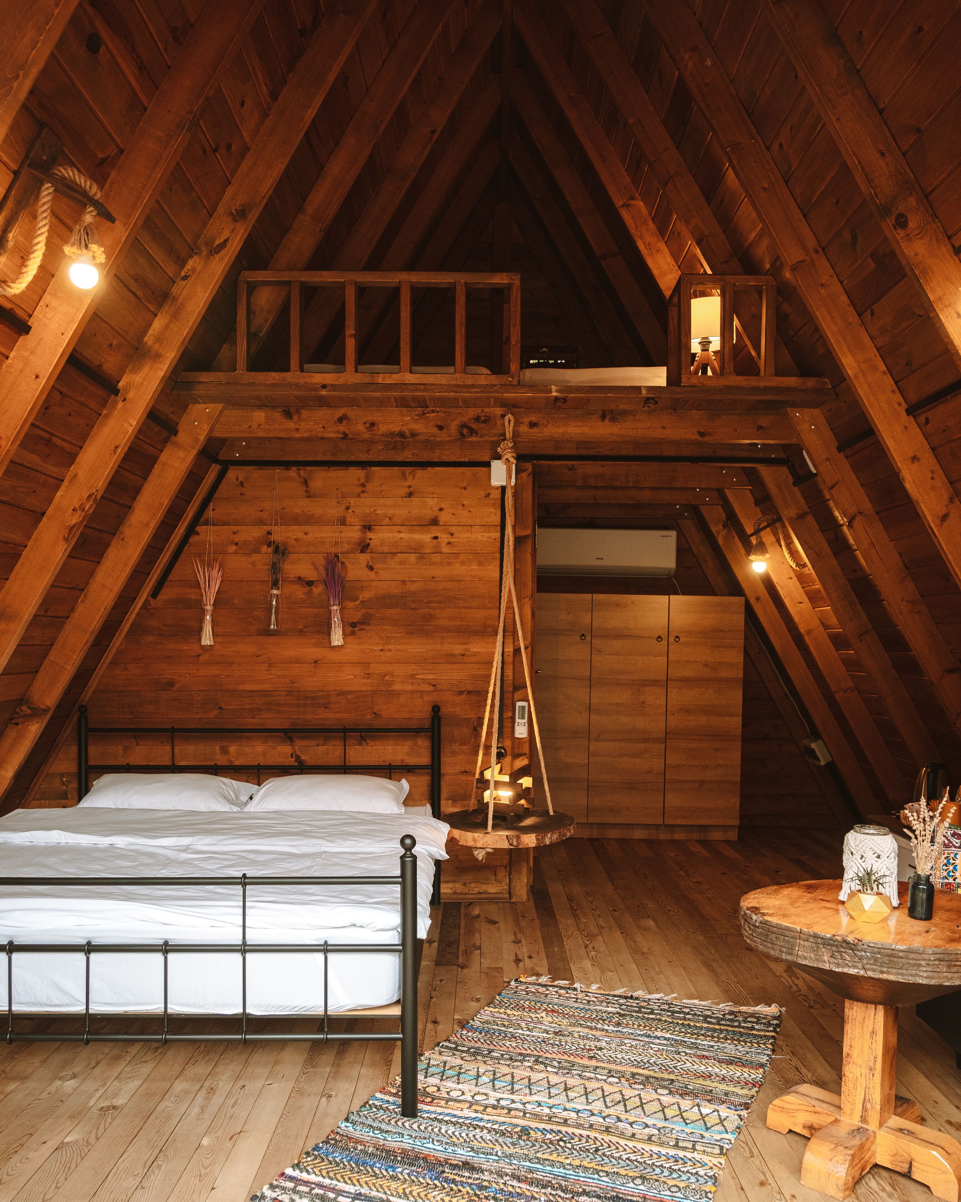 bungalow, lake view | minibar, free wifi, bed sheets