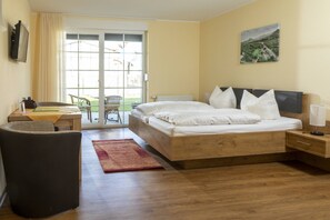 Double Room, Garden View (incl. city tax 2 EUR) | Living area