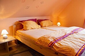6 chambres, fer et planche à repasser, Wi-Fi gratuit