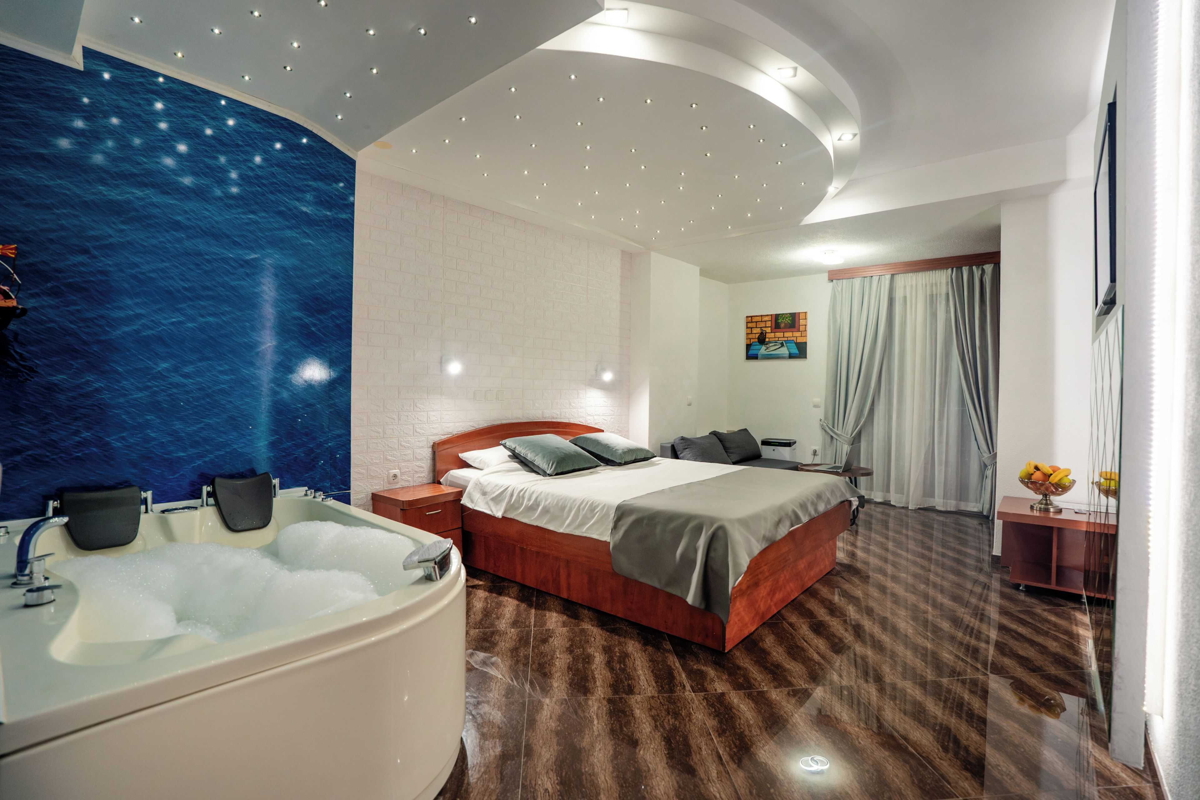 Studio, Whirlpool | Schreibtisch, Verdunkelungsvorhänge, schallisolierte Zimmer