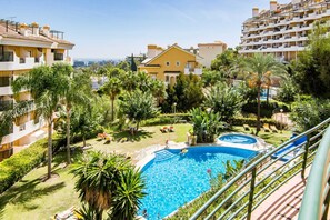 Pool - Senorio Giraldo | Seaside Sunset Apartment Pools (Marbella)