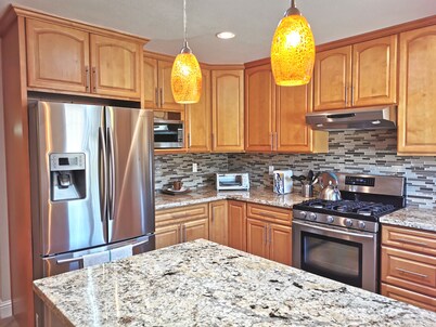 Entire Cozy Unit (3BD/1BR) N San Jose w/ free parking near San Jose Airport