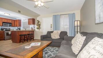 Smart-TV, bøker og smarthøyttalere