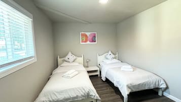 2 dormitorios, tabla de planchar con plancha, wifi gratis