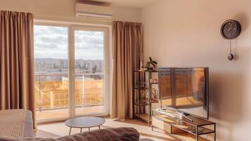 Grand-huoneisto | 1 makuuhuone, ylelliset vuodevaatteet, yksilöllisesti sisustettu