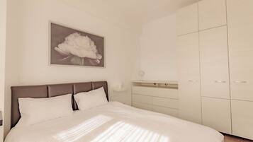 Junior-huoneisto | 1 makuuhuone, ylelliset vuodevaatteet, yksilöllisesti sisustettu