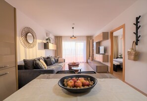 Design Apartment | 1 bedroom, premium bedding, individually decorated