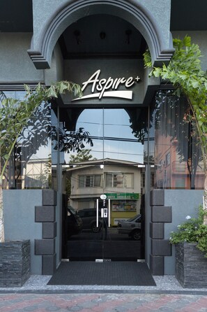 Entrée de l’hébergement