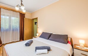 2 chambres, Wi-Fi gratuit, draps fournis