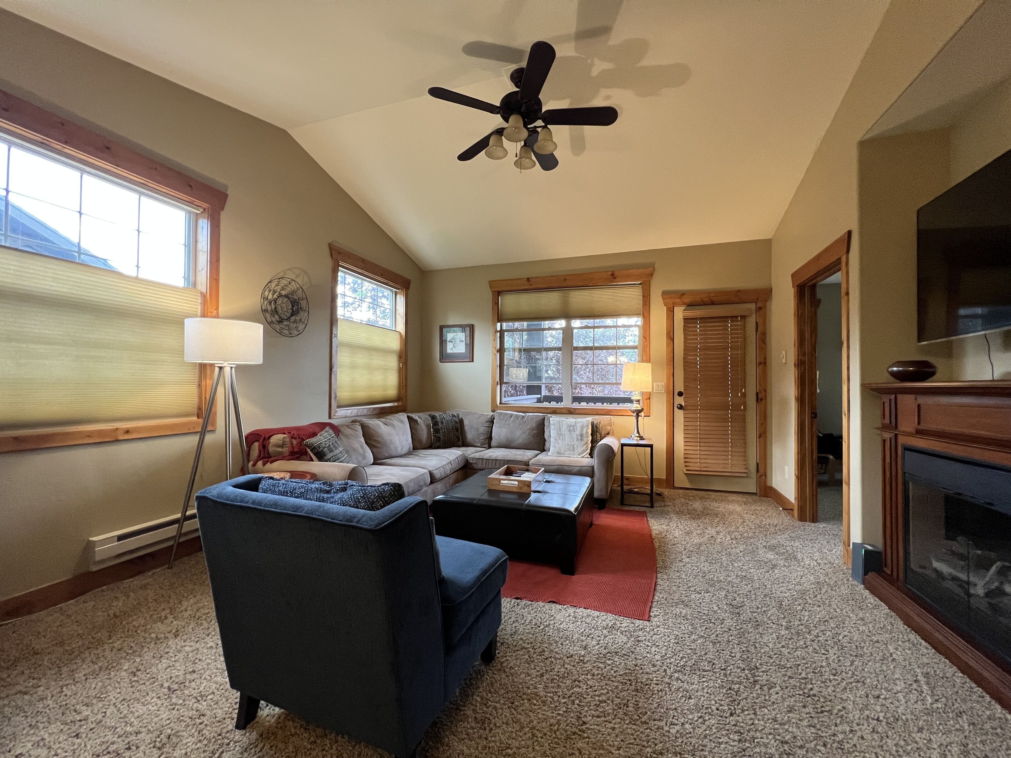 Spacious Upper Level Condo with Teton View! - Last minute avail in August!