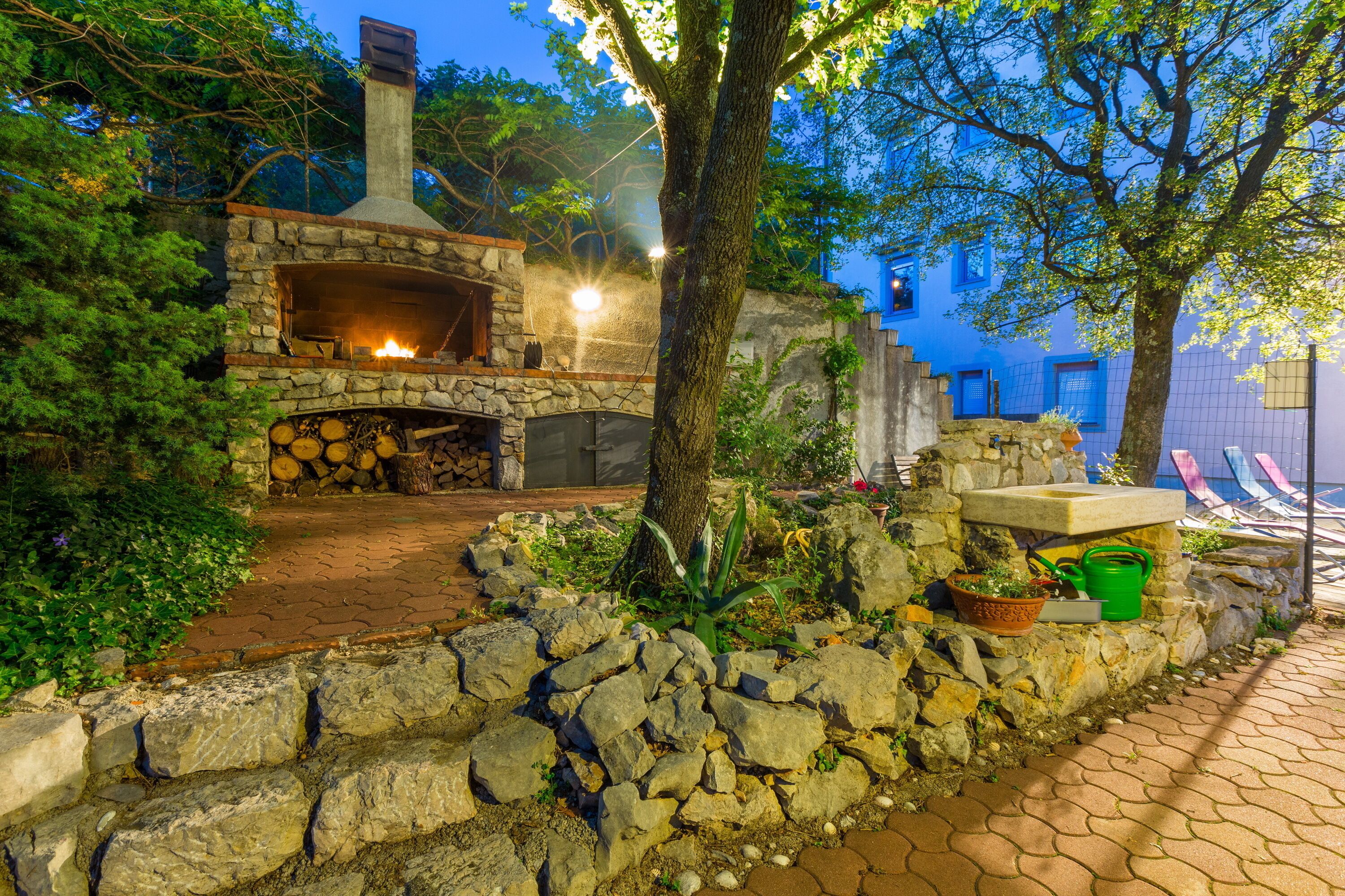 Grill-/Picknickplatz