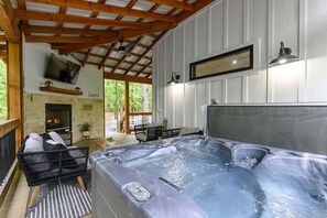 Tina de hidromasaje interior