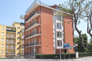 Exterior - M161 - Marcelli, ampio quadrilocale a due passi dal mare (Marcelli)