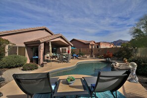 屋外プール、温水プール