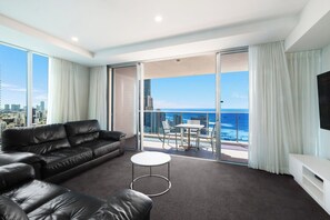 Smart TV - Apartment 12301 - Level 23 2 bedroom H Residence LARGE SMART TV's - OCEAN (Gold Coast)