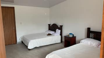 3 bedrooms, free WiFi, bed sheets