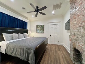 2 chambres, fer et planche à repasser, accès au Wi-Fi (inclus)