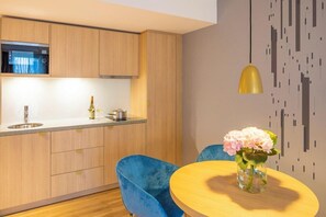 Dining - Capri By Fraser Leipzig (Leipzig)