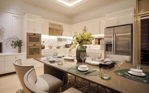 Réfrigérateur, micro-ondes