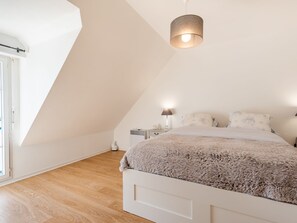 3 chambres, fer et planche à repasser, Wi-Fi