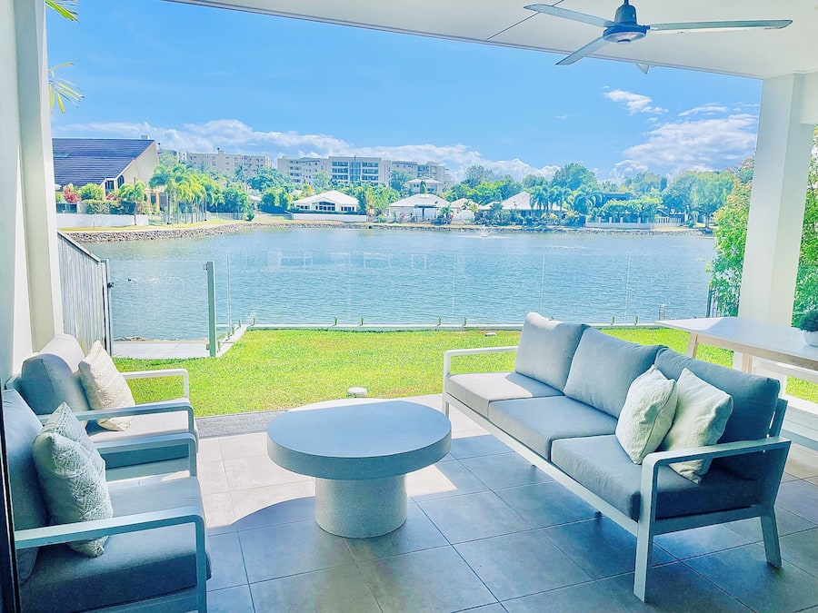 Luxury Villa | Terrace/patio