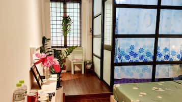 Suíte família | 2 quartos, camas com colchões pillow-top, Wi-Fi de cortesia
