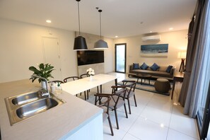 Luxury Room | Private kitchen - VILLA SAMUI B11-05 (Ho Chi Minh City)