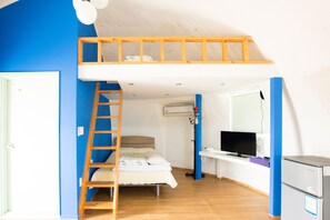 Domehouse (Duplex) | Blackout drapes, iron/ironing board, free WiFi - Seaspovill Resort (Samcheok)