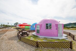 Pimennysverhot, silitysrauta/-lauta, ilmainen Wi-Fi
