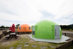 Blackout drapes, iron/ironing board, free WiFi - Seaspovill Resort (Samcheok)