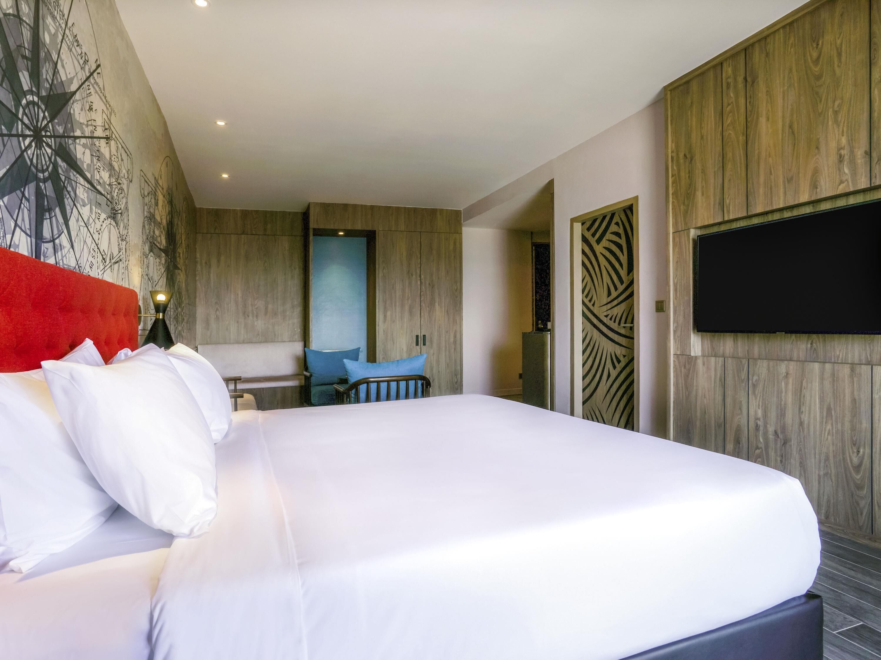 Down duvets, Select Comfort beds, minibar, in-room safe