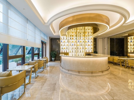 Lobby lounge. Mercure Changzhou Jintan