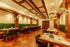 Meeting facility - Hotel Akshay Grand (Chennai)
