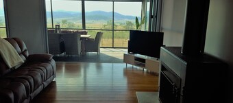 Poppa's Place @ Dalwood, Hunter Valley Vineyards Farmstay