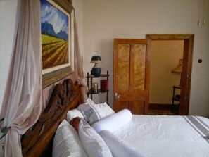 Honeymoon Suite, Jetted Tub | Individually decorated, individually furnished, free WiFi, bed sheets