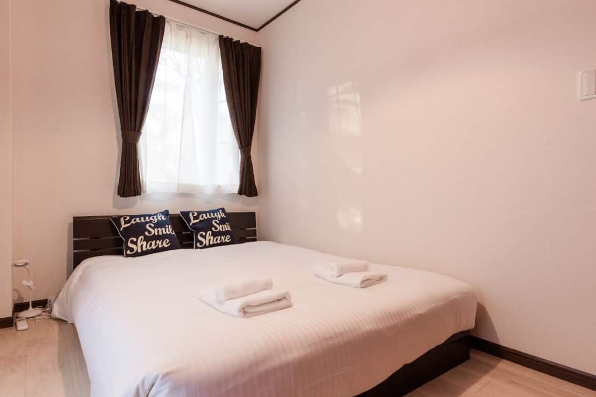Casa (Private Vacation, 2F) | 3 quartos, Wi-Fi de cortesia