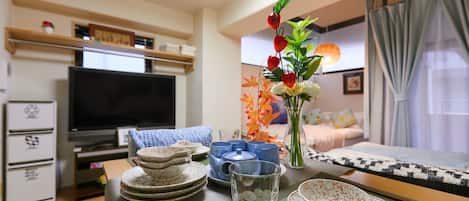 Apartment | Living area | Flat-screen TV